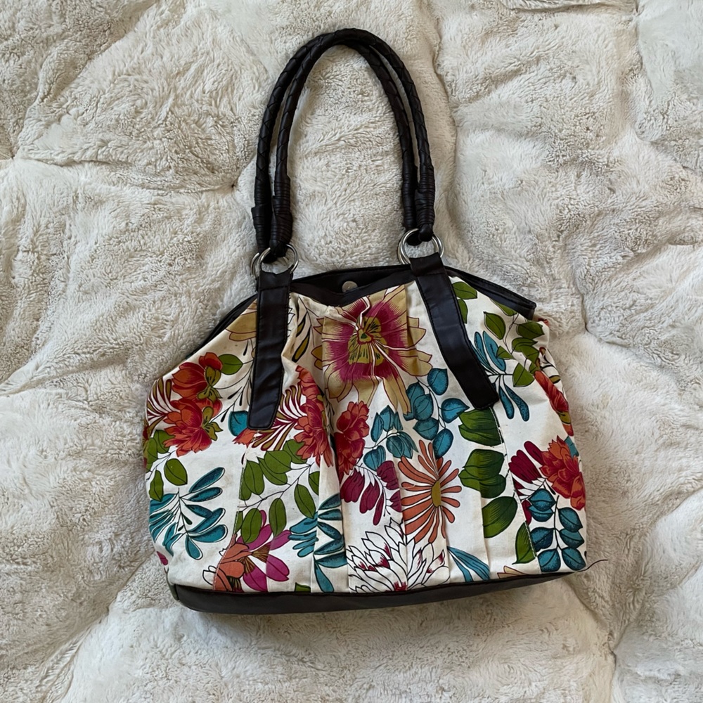 Many Moods of Poppie Jones Floral Bag